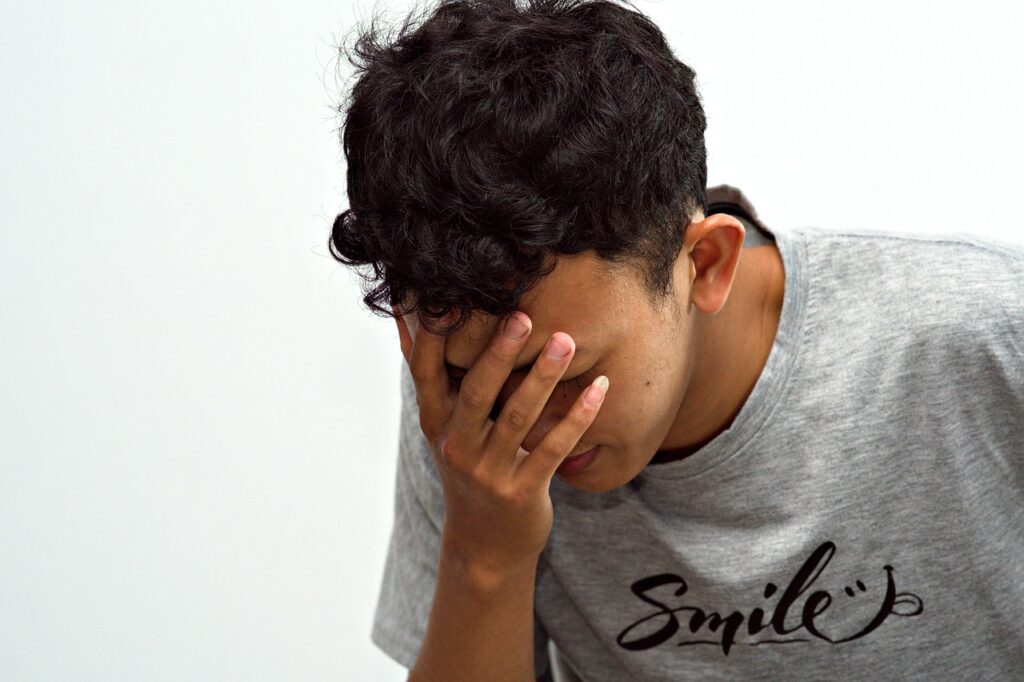 うつとストレスをホルモンでコントロールする方法は？