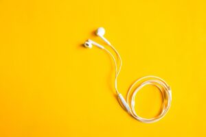 うつと不安を軽減するためのイヤホン雑音対策は？