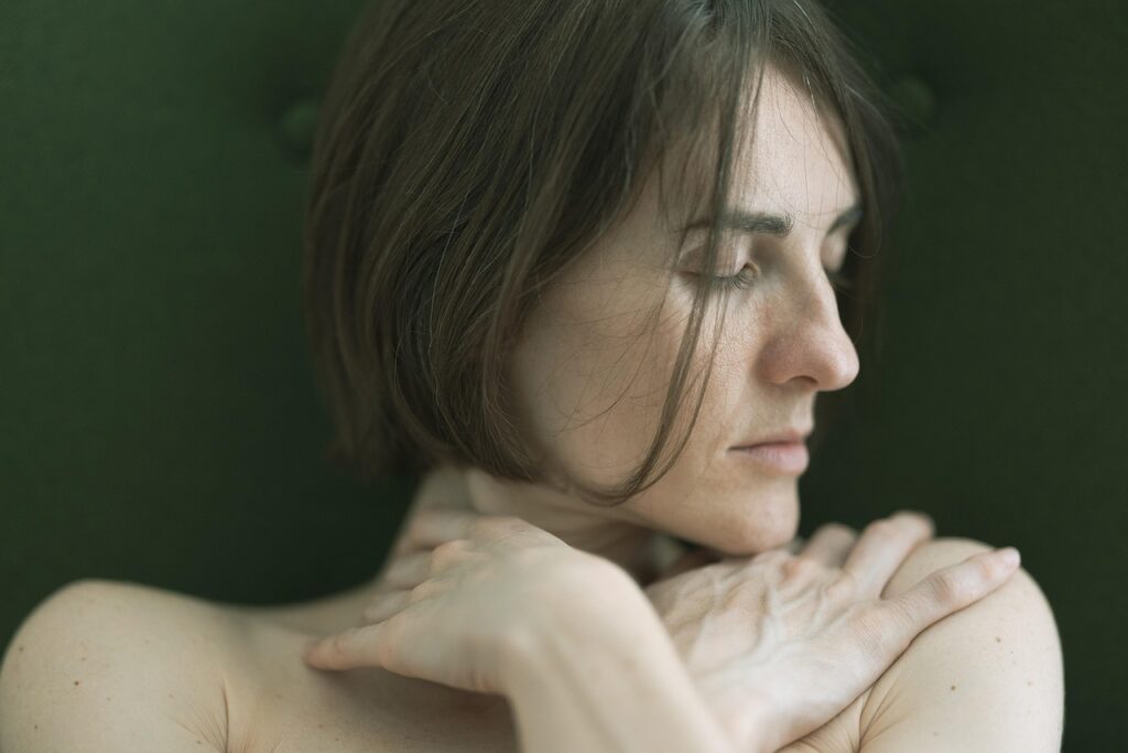 うつや不安で疲れやすい方が改善するための具体的な方法は？